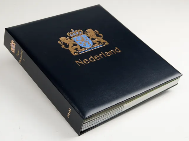 davo-luxe-mooi-nederland-reliure-album-timbres image 1