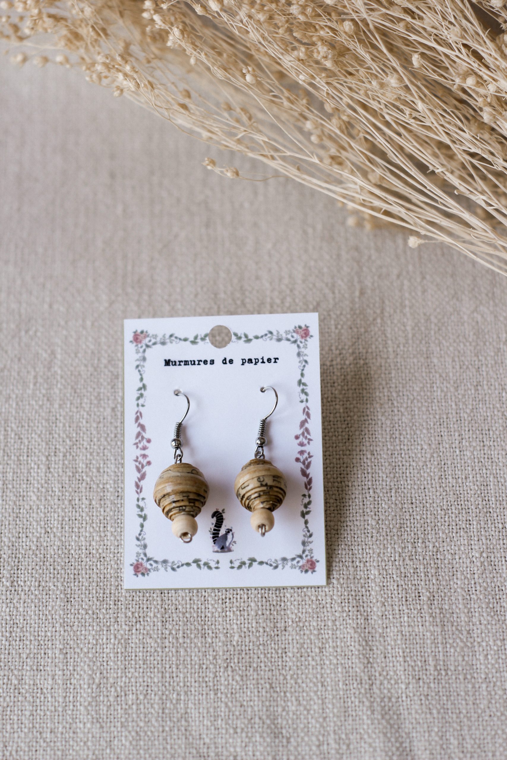 murmures-de-papier-bijoux-boucles-vieille-histoire-perles-de-papier image 2