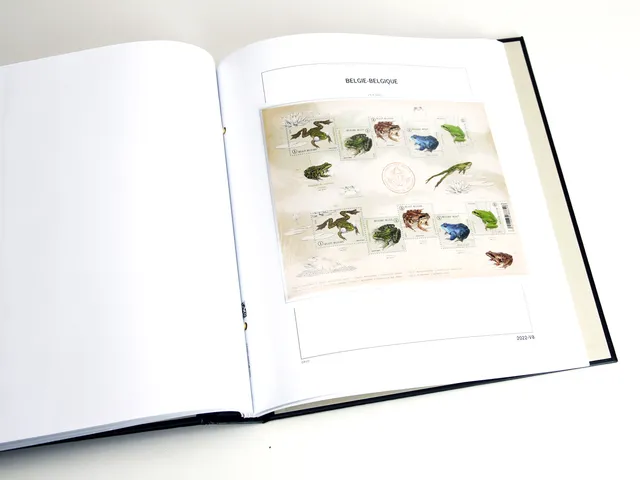davo-luxe-belgique-2022-pages-album-timbres-feuillets image 1