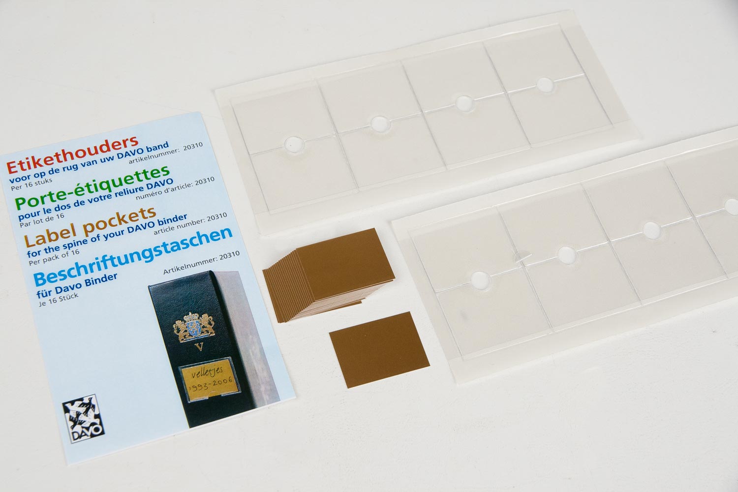 davo-porte-tiquettes-autocollants-album-16-cartes-or image 1