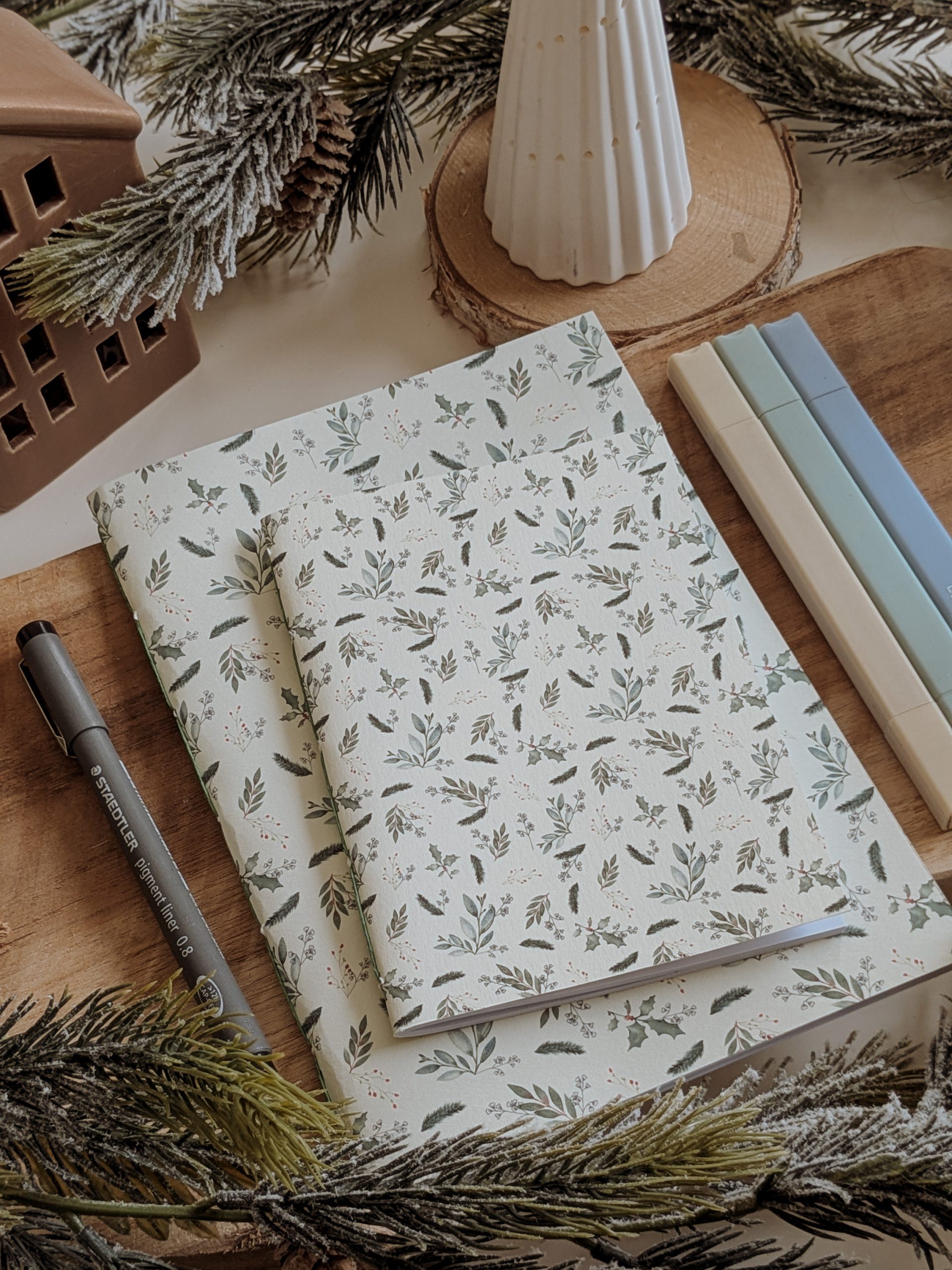 murmures-de-papier-sapin-enchant-carnet-artisanal-a5-a6-60-pages image 4