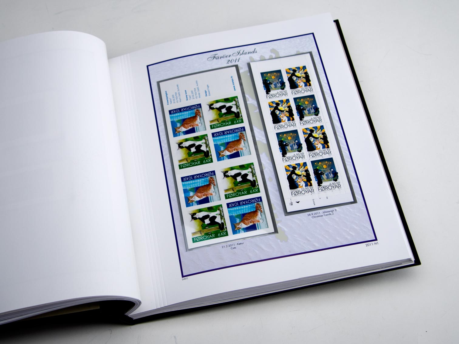 davo-luxe-f-ro-carnets-2001-pages-album-timbres image 1