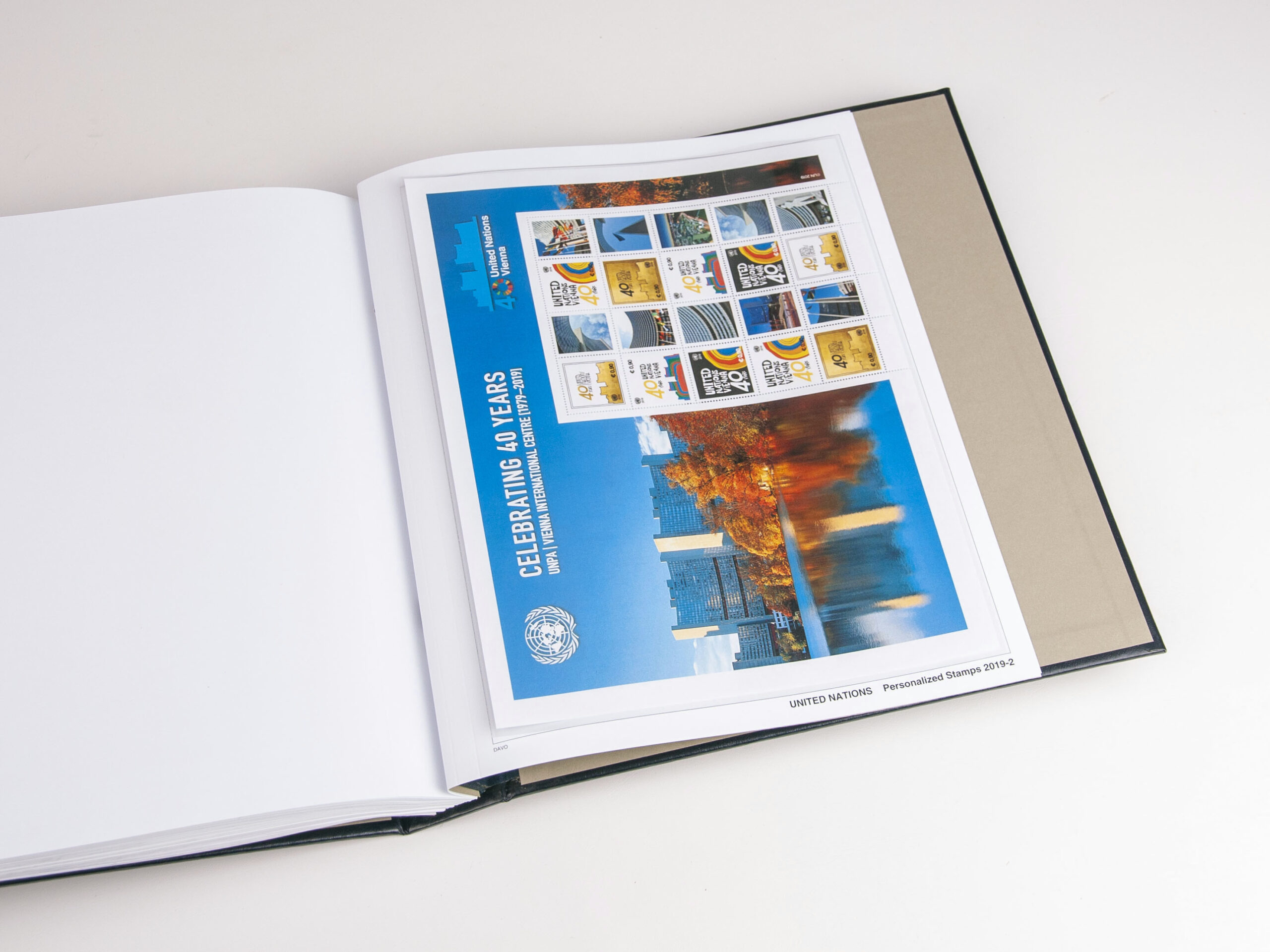 davo-luxe-uno-pers-stamps-suppl-ment-timbres-2019 image 1