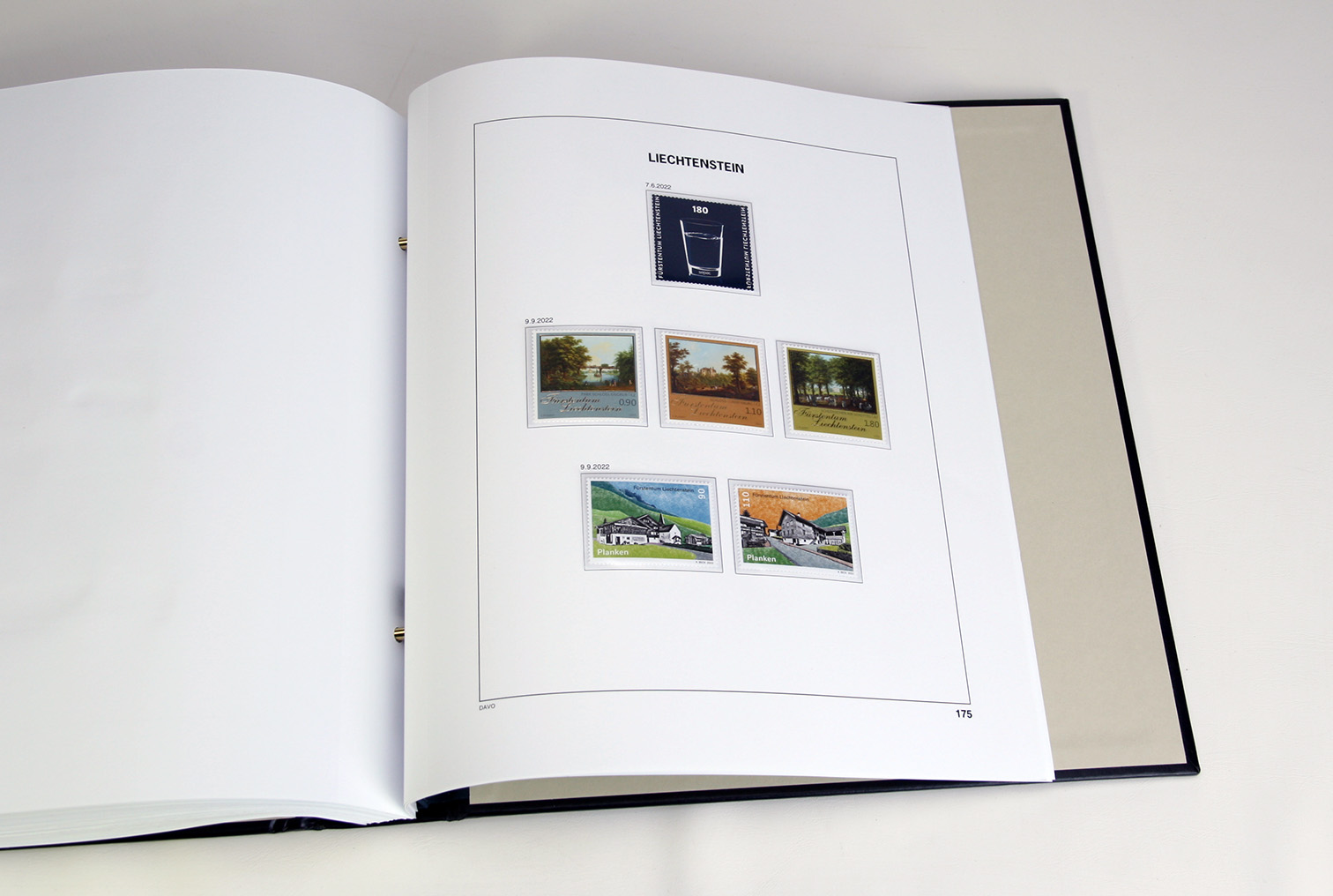 davo-luxe-liechtenstein-2022-compl-ment-album-timbres-170g image 1