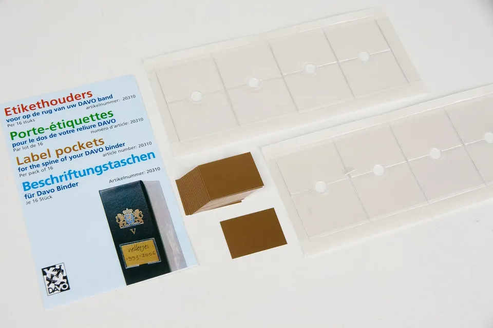 davo-porte-tiquettes-autocollants-album-16-cartes-or image 1