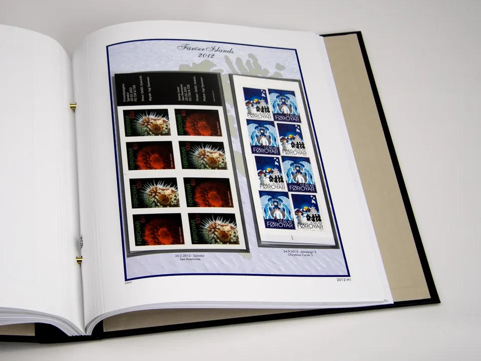 davo-luxe-faroer-boekjes-2002-pages-album-timbres-170g image 1