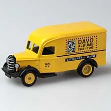 davo-van-4-camionnette-miniature-dition-limit-e-certifi-e image 1