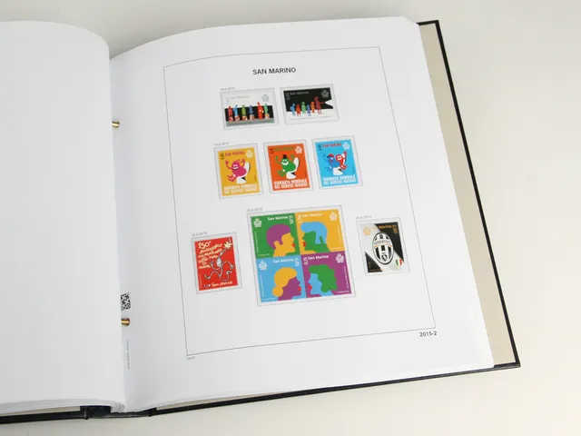 davo-luxe-saint-marin-2025-album-timbres-papier-170g image 1
