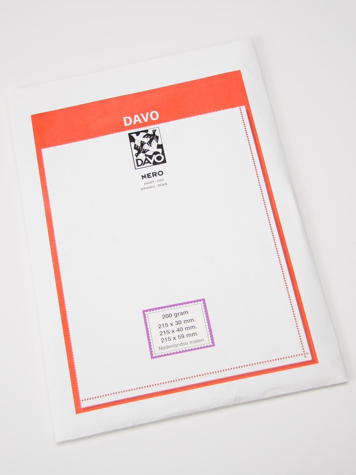 davo-mounts-nero-n200-bandes-timbres-fond-noir image 1