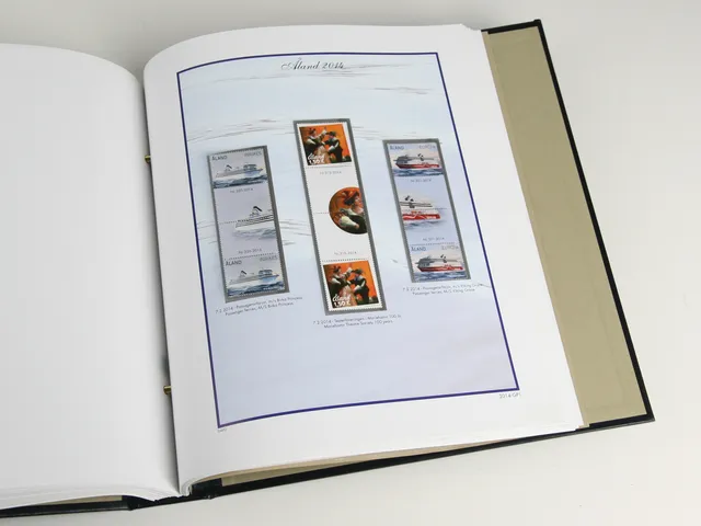 davo-luxe-aland-gutter-pairs-2024-pages-timbres-paires image 1