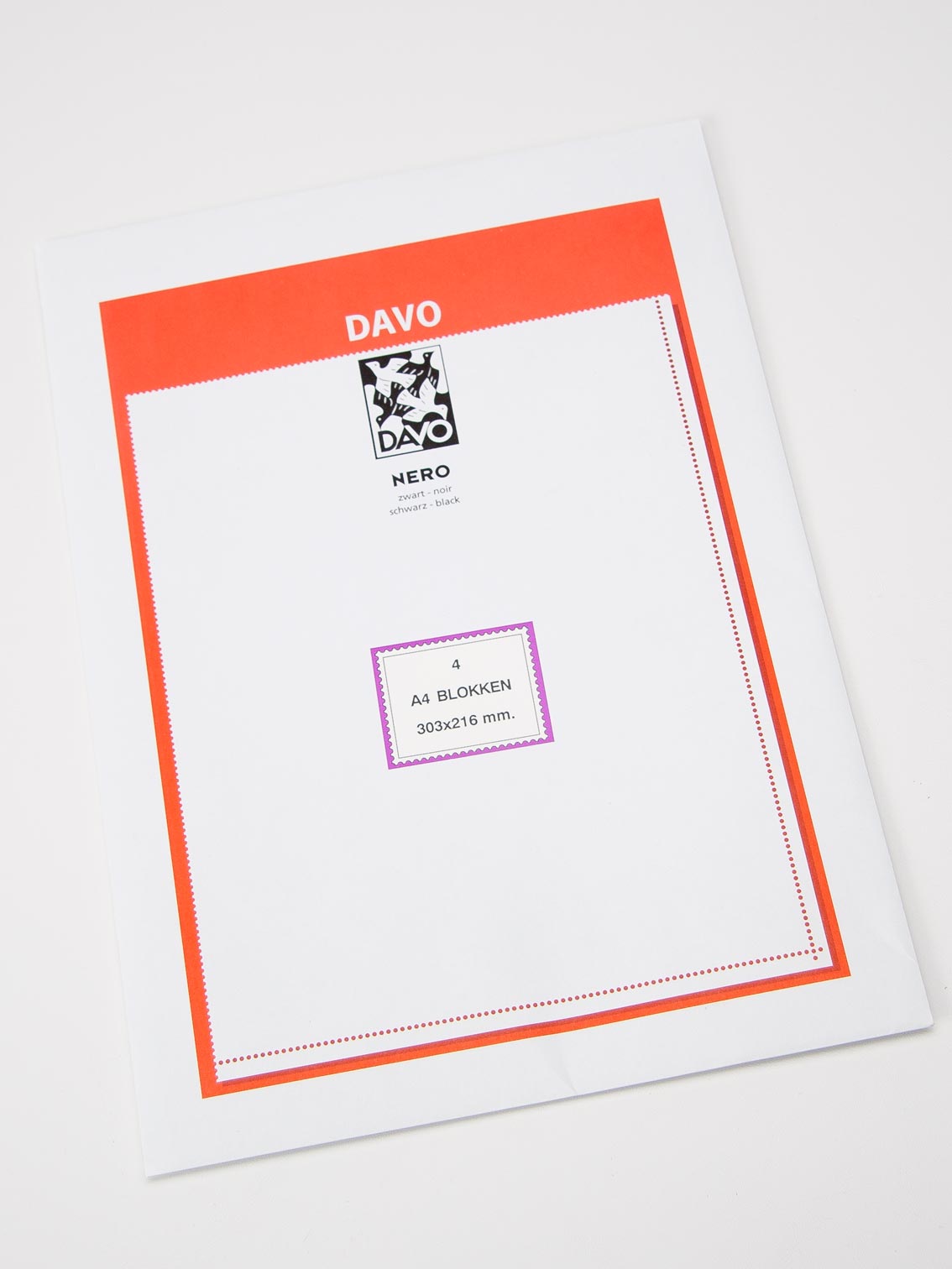 davo-nero-n04-a4-bandes-blocs-timbres-fond-noir-4-pi-ces image 1