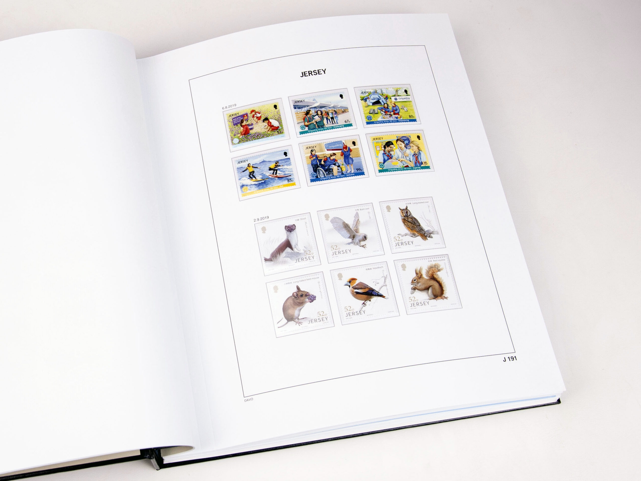 davo-luxe-jersey-2019-pages-album-timbres-170-g image 1