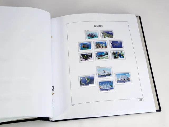 davo-luxe-cura-ao-2022-feuillets-album-timbres image 1