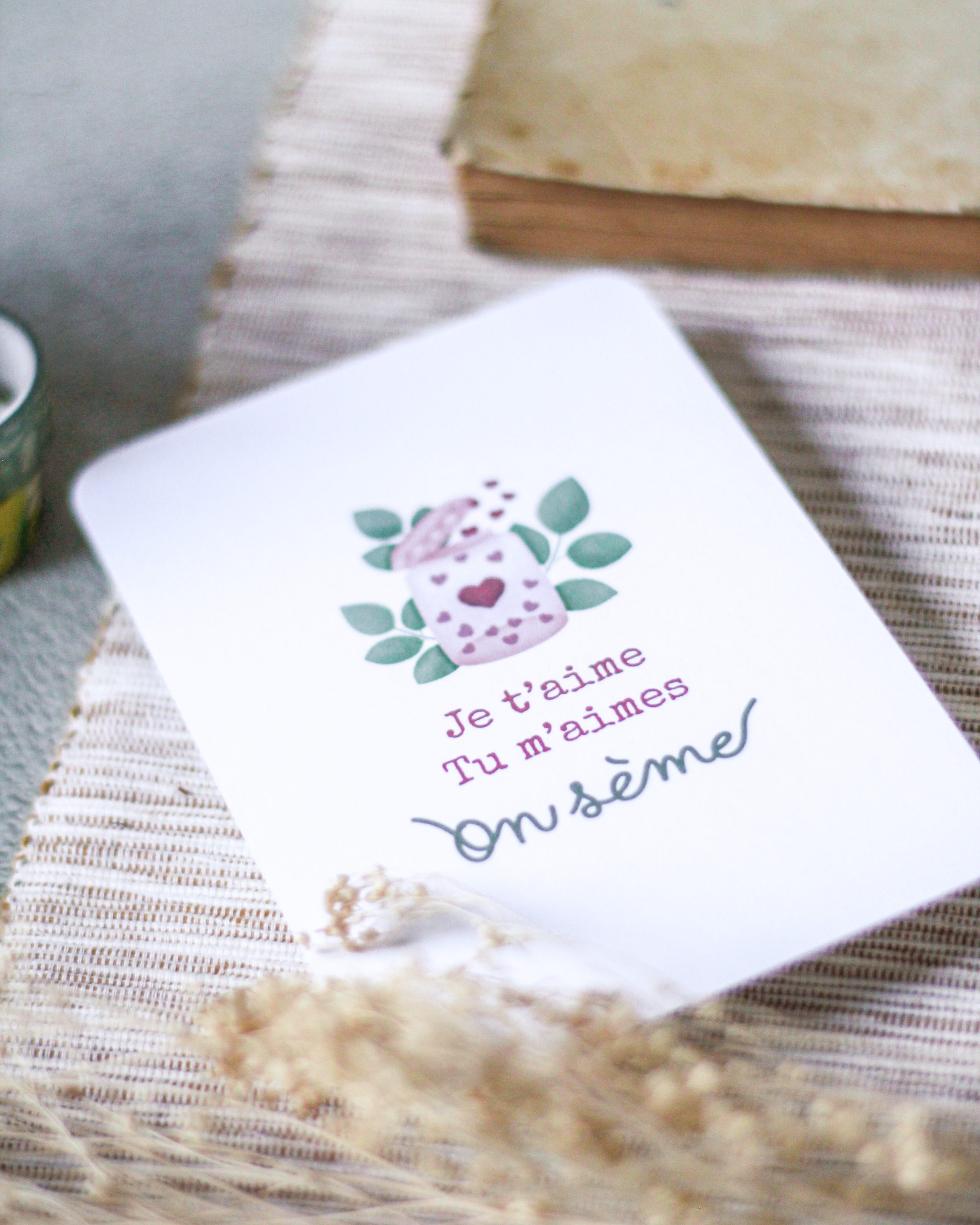murmures-de-papier-cartes-postales-je-t-aime-on-s-me-carte-postale image 2