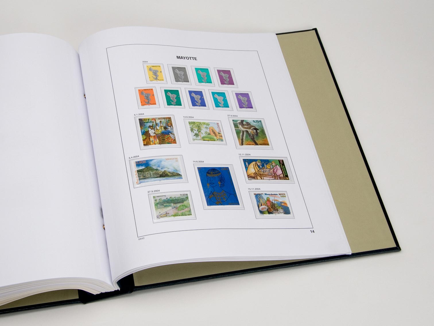 davo-luxe-mayotte-2004-pages-album-timbres-170g image 1