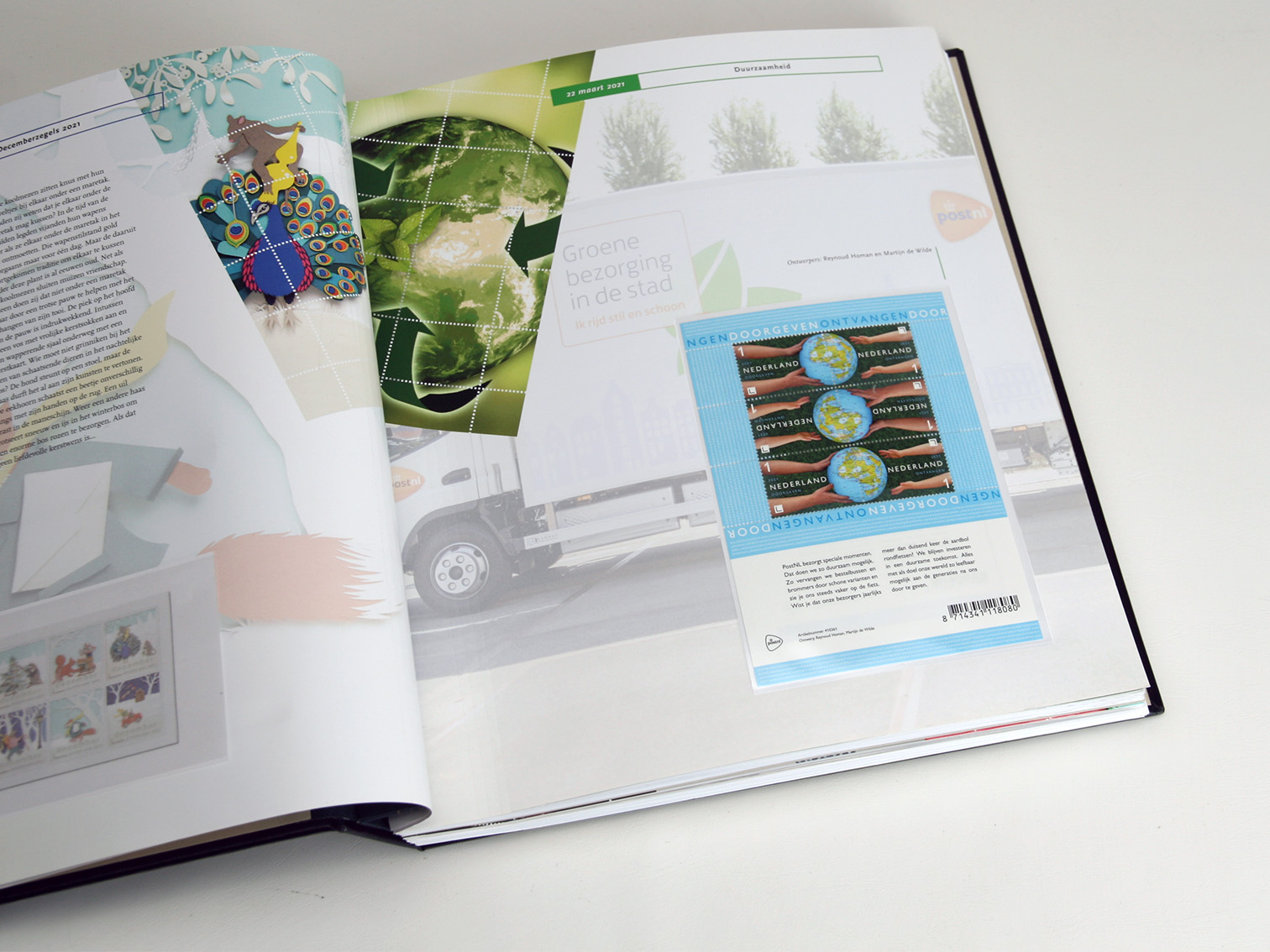 davo-luxe-illustr-feuillets-2021-pages-album-timbres image 1