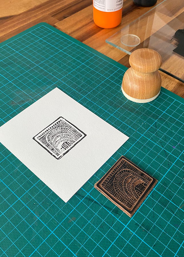 forme-contre-forme-ateliers-bordeaux-bo-te-tampons-linogravure-atelier-enfant-2h image 1