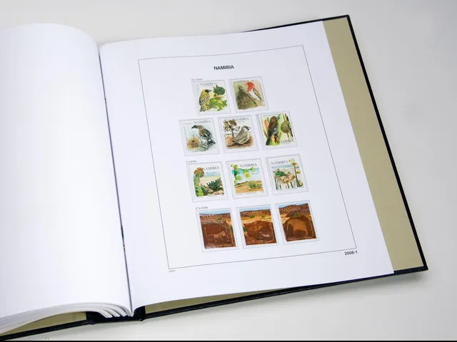 davo-luxe-namibie-2018-feuilles-suppl-ment-album-timbres image 1