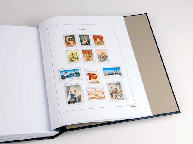 davo-luxe-suppl-ment-chine-2019-album-timbres image 1