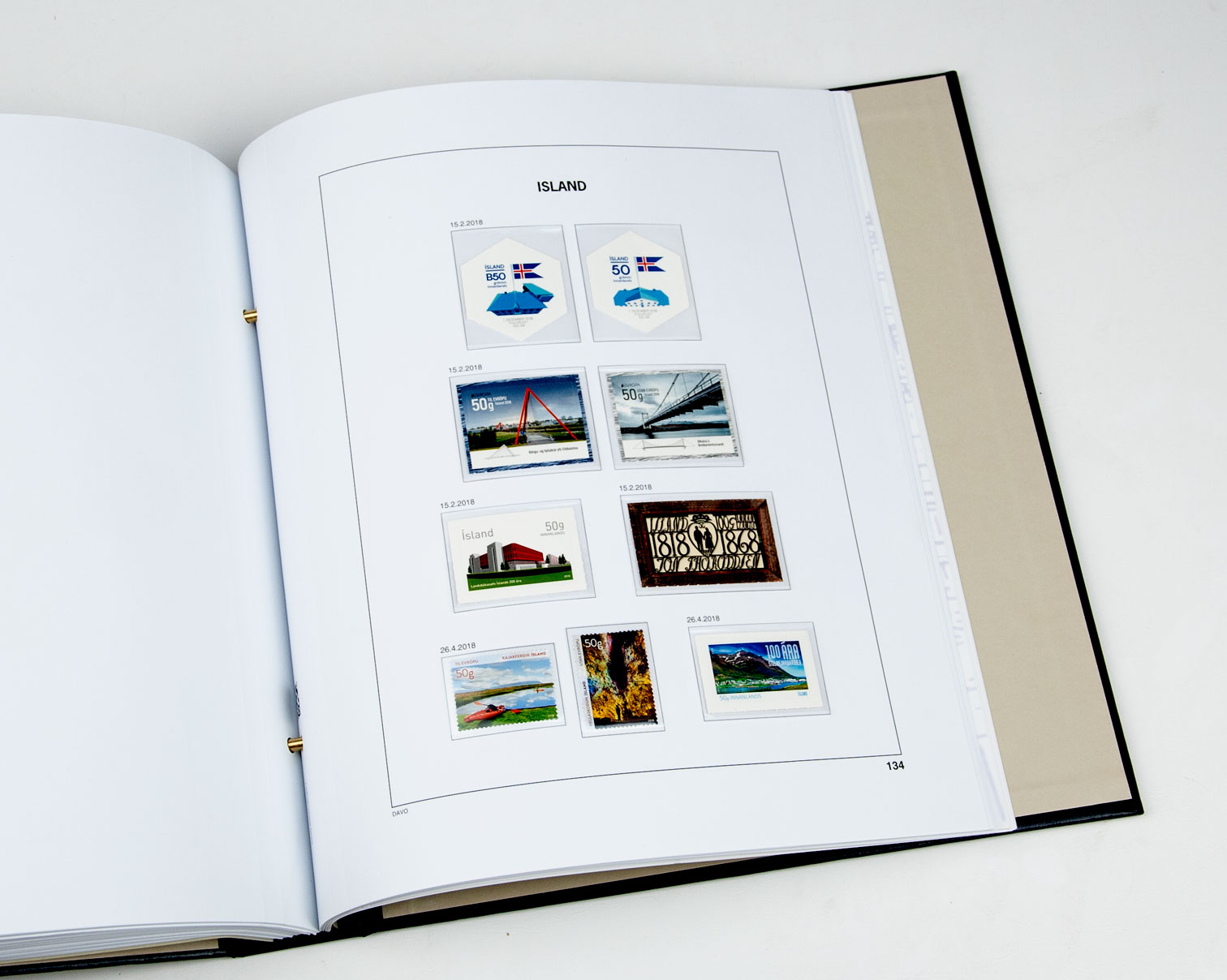 davo-luxe-suppl-ment-islande-2018-feuilles-timbres image 1
