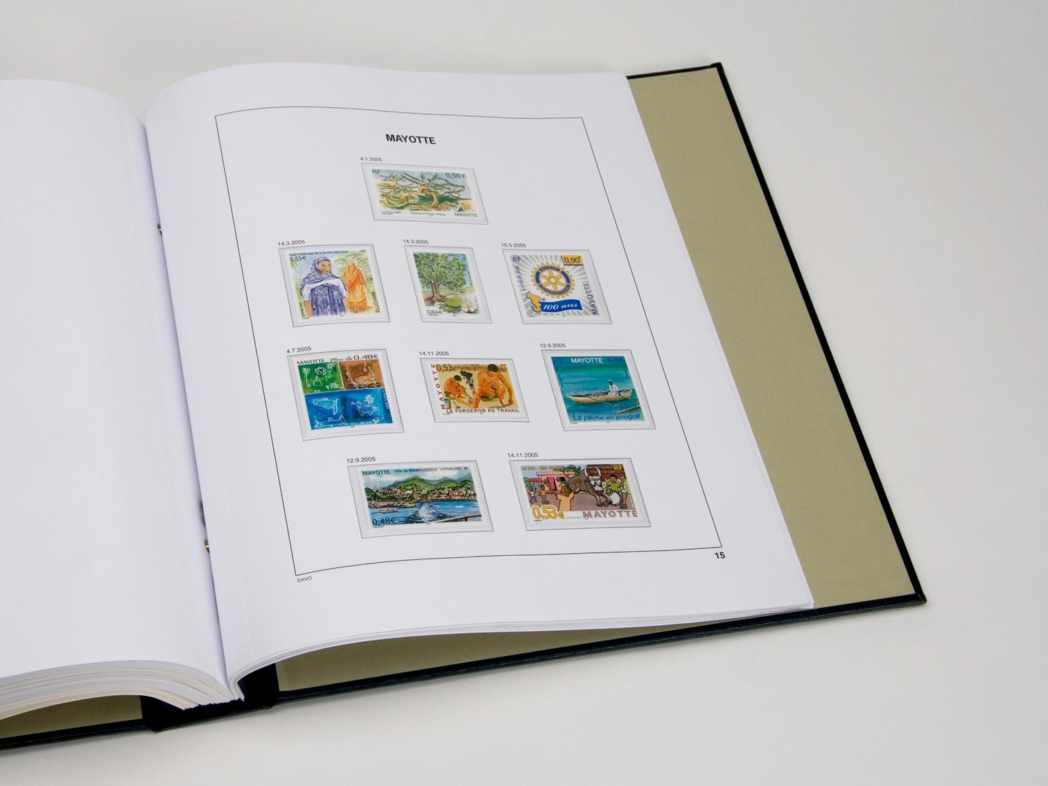 davo-luxe-mayotte-2005-pages-album-timbres-2005-papier-170g image 1
