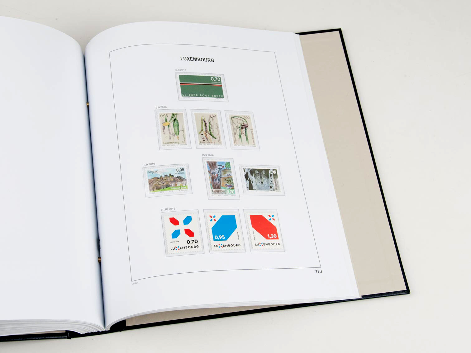 davo-luxe-luxembourg-2016-pages-suppl-ment-album-timbres-170g image 1
