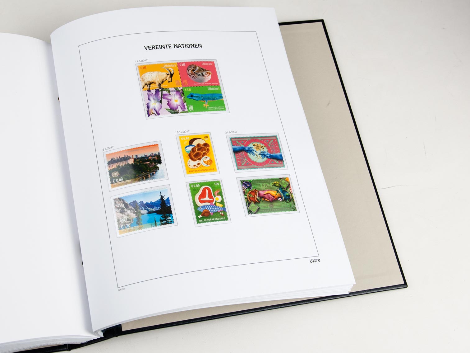 davo-luxe-autriche-onu-2017-suppl-ment-timbres image 1